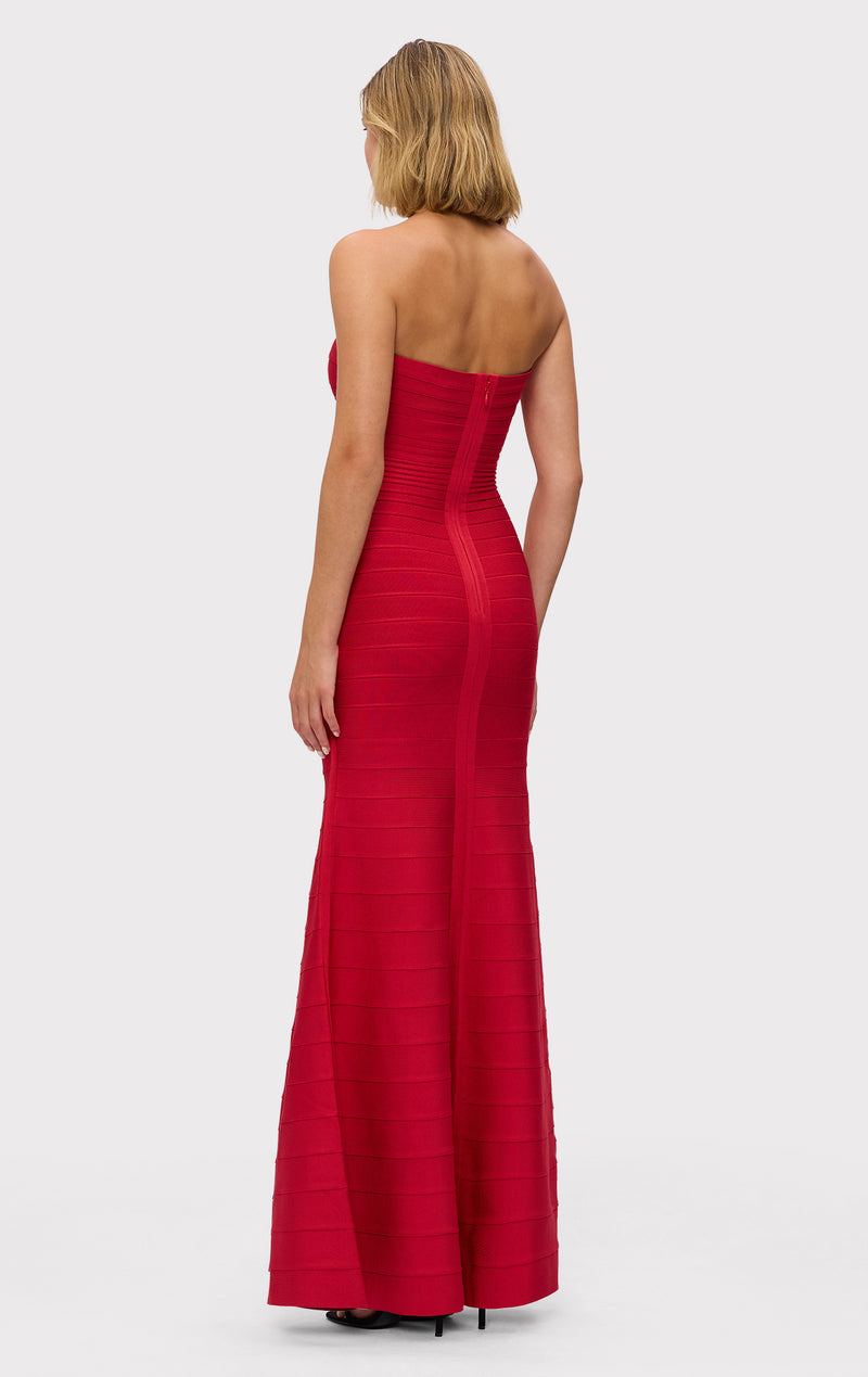 THE SARA GOWN