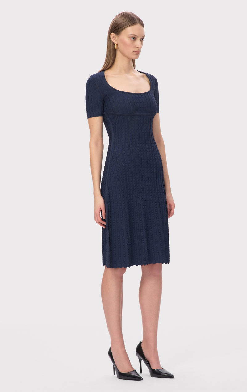 THE CALISTA DRESS HERV LGER THE CALISTA DRESS HERV LGER