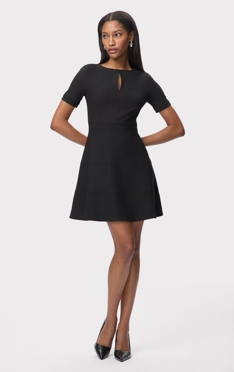 THE DINAH DRESS HERV LGER THE DINAH DRESS HERV LGER