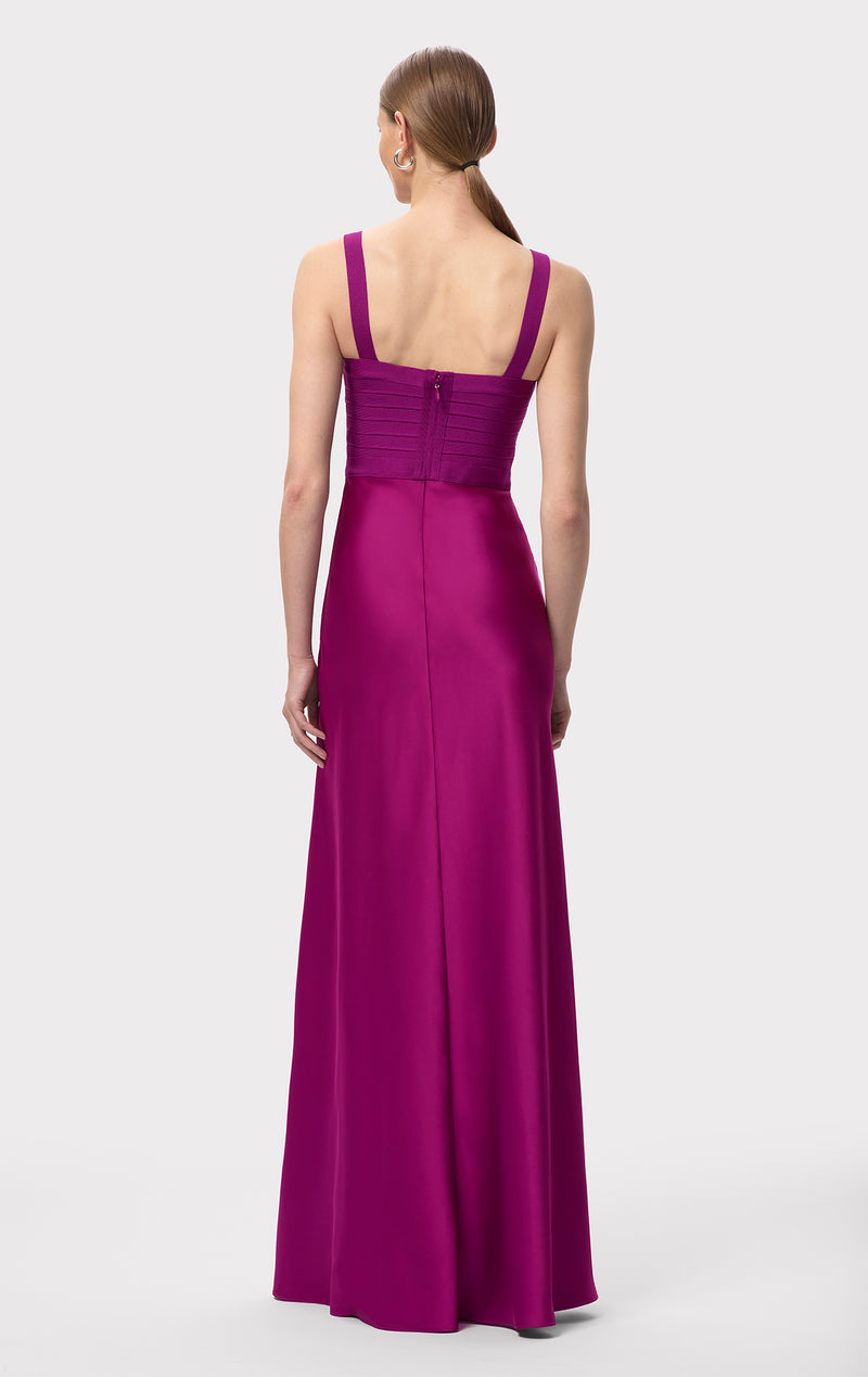 THE SAMANTHA GOWN HERV LGER THE SAMANTHA GOWN HERV LGER