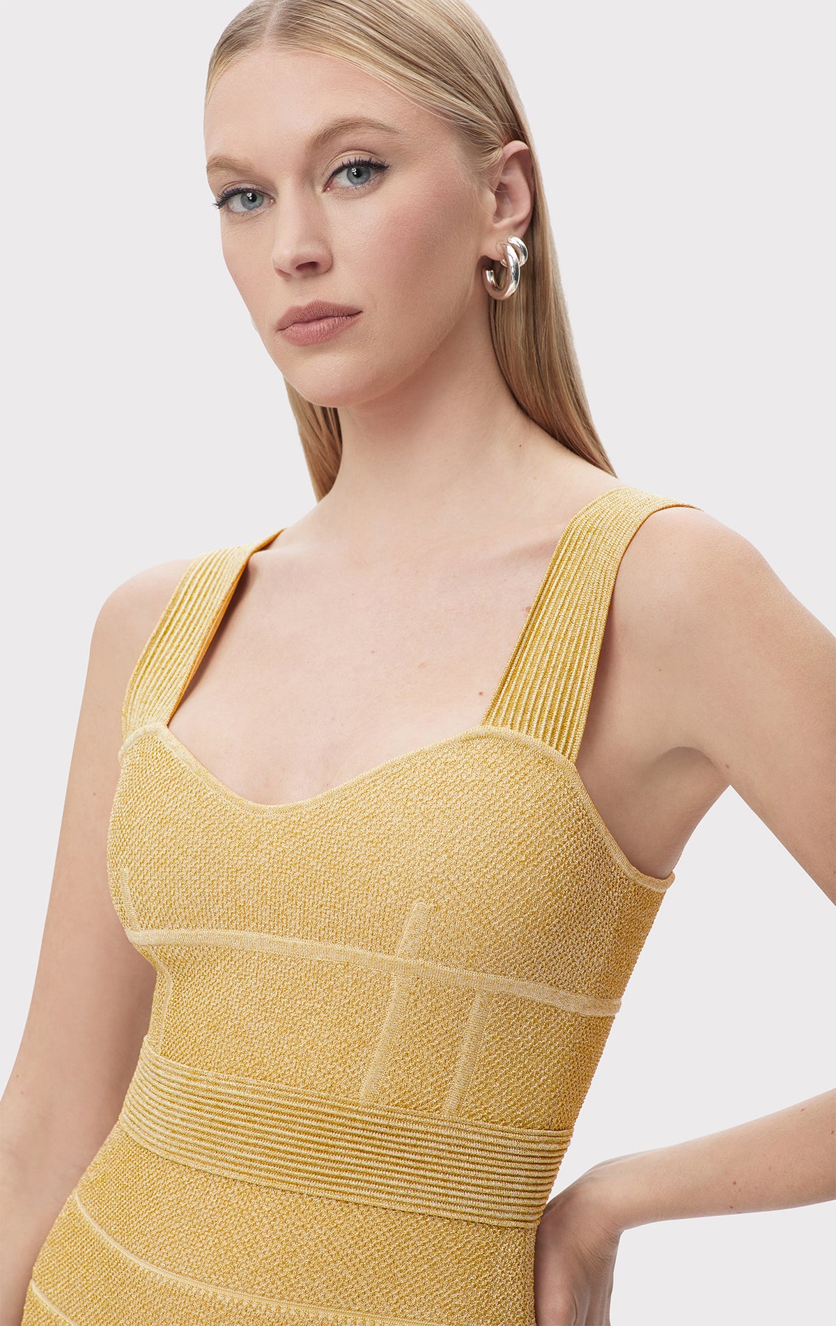 TEXTURED LUREX SWEETHEART GOWN – HERVÉ LÉGER