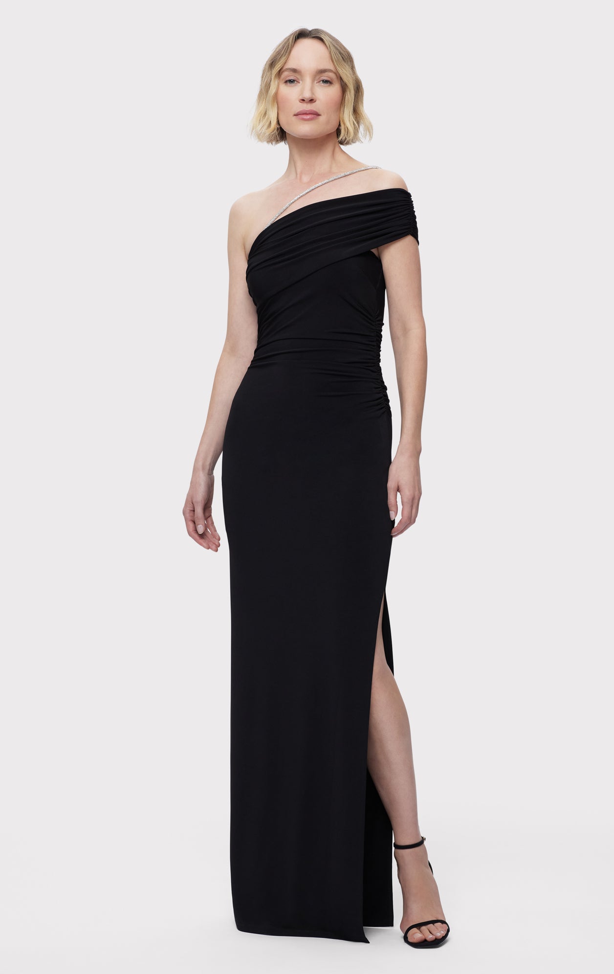 THE OLIVIA GOWN – HERVÉ LÉGER