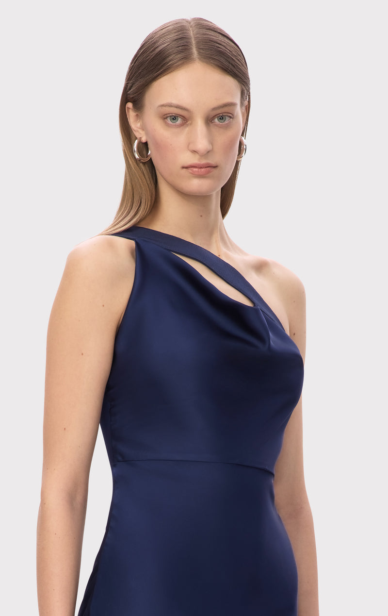 THE VIVIAN GOWN